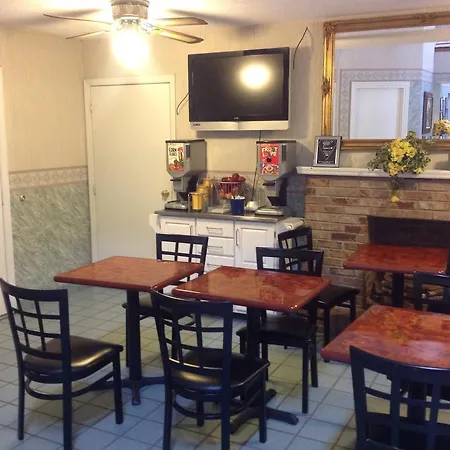 Americas Best Value Inn Blue Ridge-3