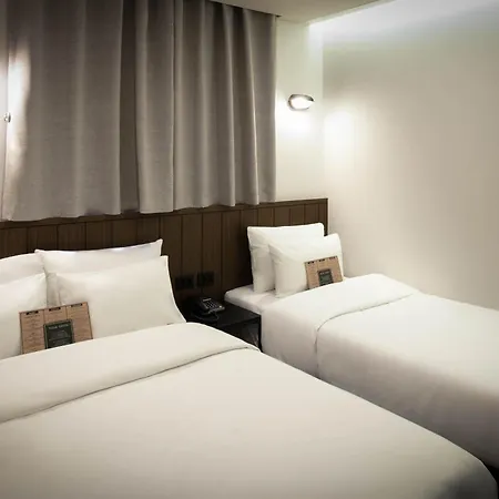 Hotel Lumia Myeongdong-3
