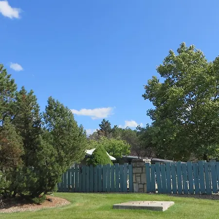 Knights Inn Canton-2