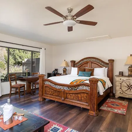 Whispering Creek Bed & Breakfast-2