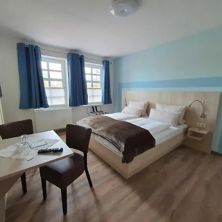 Hotel Garni Deichinsel-3