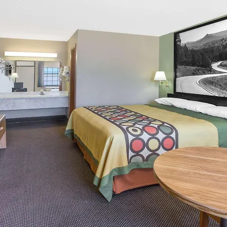 Super 8 By Wyndham Clarksville Ar-3
