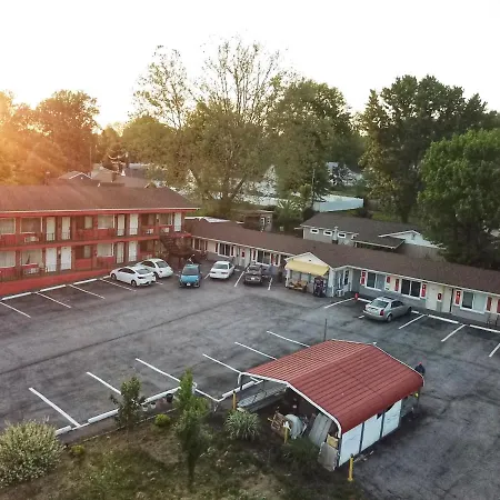 American Inn-3