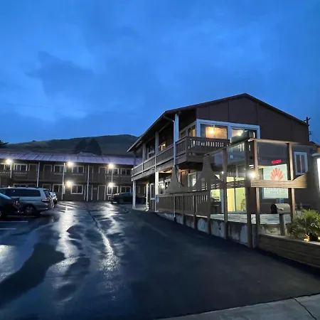 Beachwalker Inn Cayucos-3