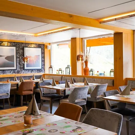 Hotel Hirschen-2