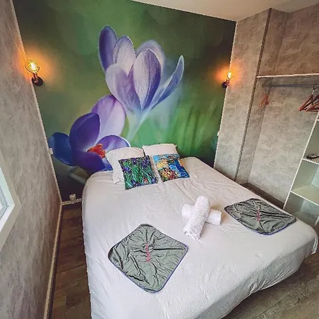 Van Gogh gare By Joyca Chambre privée-2