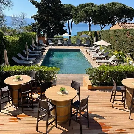 Hôtel La Pinède-2
