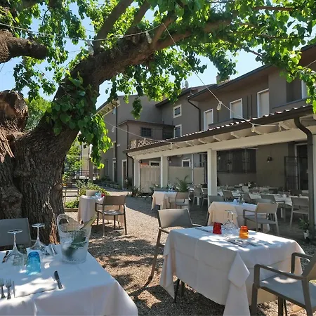 Hotel Gelmini-3