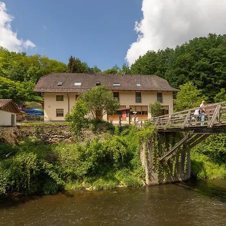 Zur Triftsperre-2