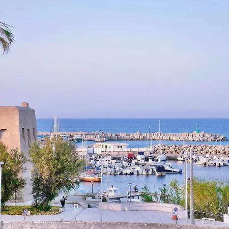La terrazza sul porto (Salento)-2