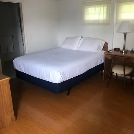 Executive Motel-3