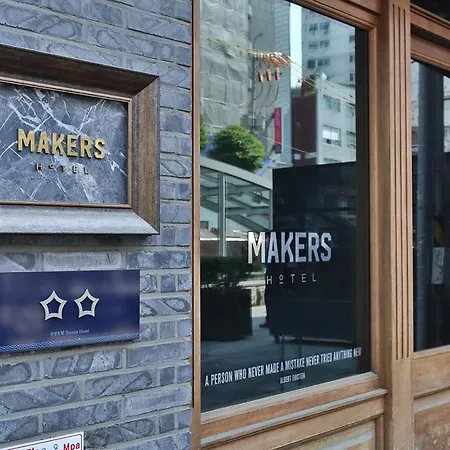 Jongro Makers X Pretty Hotel-2
