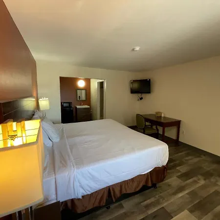 Tourist Inn-3