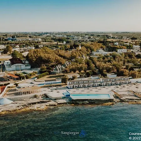 Baia Sangiorgio Hotel Resort-2