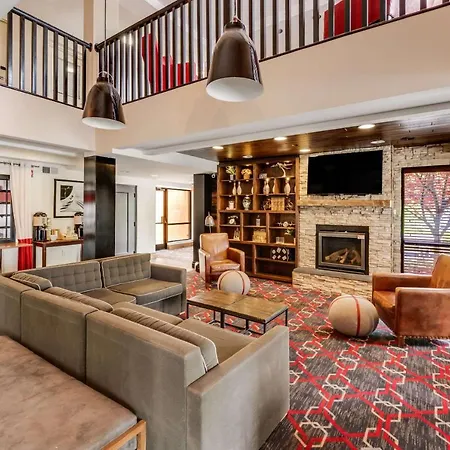 The Crossroads Hotel - Newburgh-2