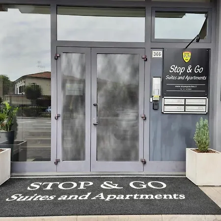 Stop&Go Suites And Apartments-2