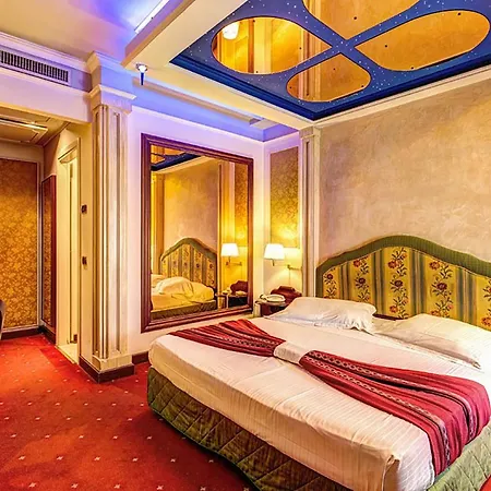 Dreamhotel-3