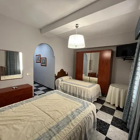 Hostal Plaza Damasco-3