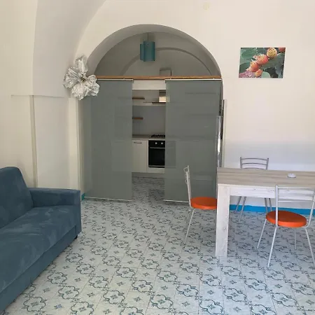 Villa Cesarea Dimora di Charme-3