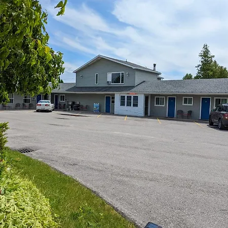 Huron Inn-2