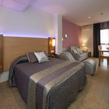 Leo Punta Umbria III Adults Only-2