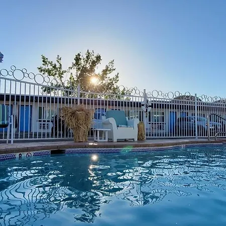 Quail Park Lodge-2