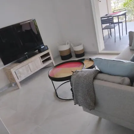 Le Spot 577-3