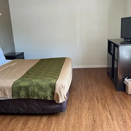 Posh Inn & Suites-3