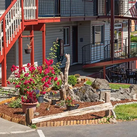 Riviera Inn-3