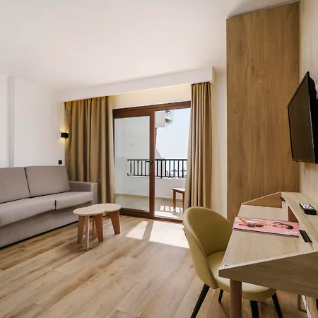 Alua Suites Las Rocas-2