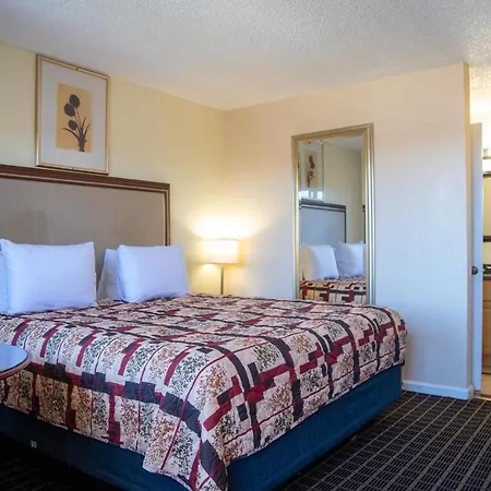 Motel 7 - Near Six Flags, Vallejo - Napa Valley-2