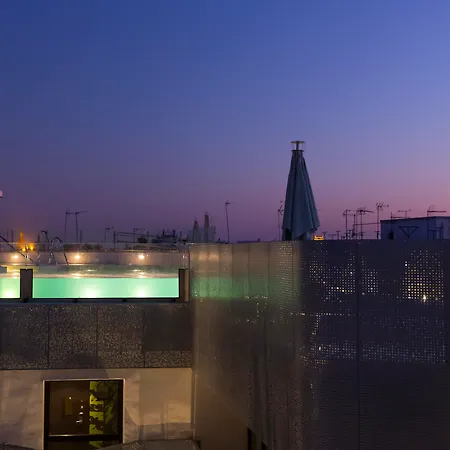 Hotel Macia Sevilla Kubb-2