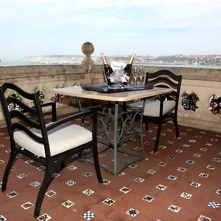 Hotel URH Palacio de Oriol-3