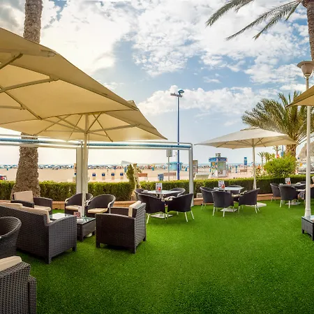 Gran Hotel Delfin-3