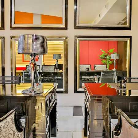 Hotel 525-2