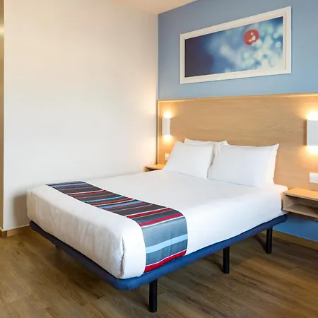 Travelodge Barcelona Fira-2