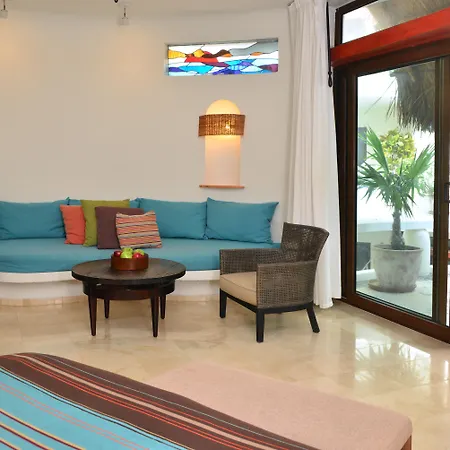 Playa Palms Beach Hotel-3