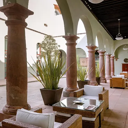 Hotel La Morada-3