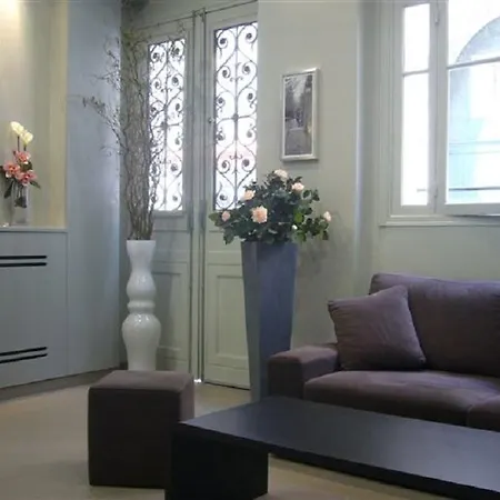 Hotel De Nemours-2