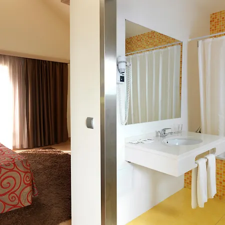 Hotel Cristal Praia Resort & Spa-3