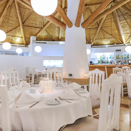 Encosta Do Lago Resort Club-2