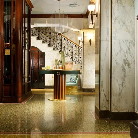 Hotel Continental Genova-2