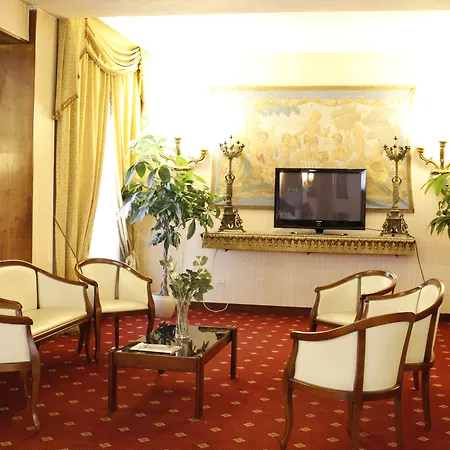 LH Grand Hotel Hermitage-3