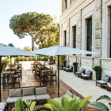 TH Roma - Carpegna Palace-3