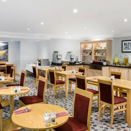 Leonardo Hotel Inverness-3
