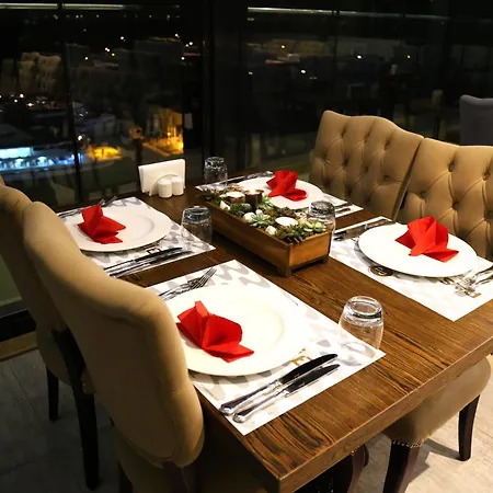 Pasaport Pier Hotel-3