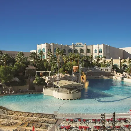 Mandalay Bay-3