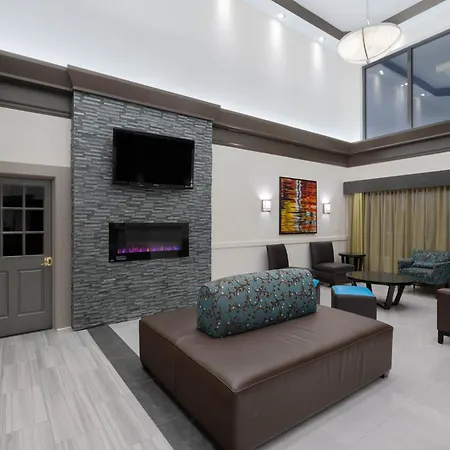 Wingate By Wyndham Memphis East-2