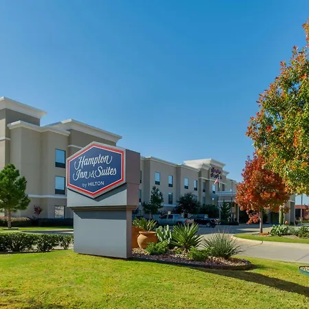 Hampton Inn & Suites Fort Worth-Fossil Creek-2