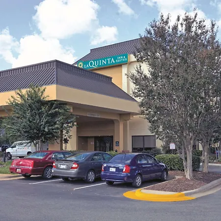 Spark By Hilton Charlotte Airport North-3